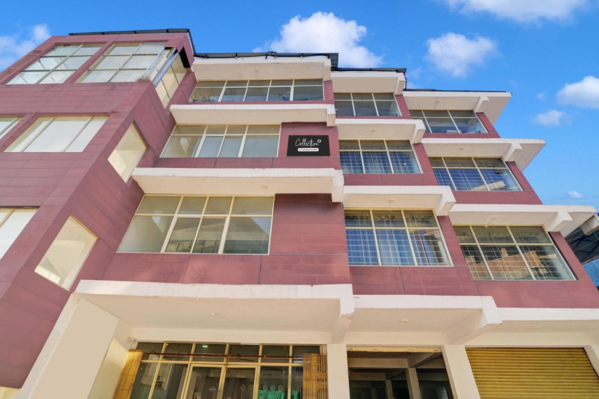 Super Collection O Madikeri City Center Near Ksrtc Bus Stand Coorg Formerly Hotel Ragsys Мадикери Экстерьер фото